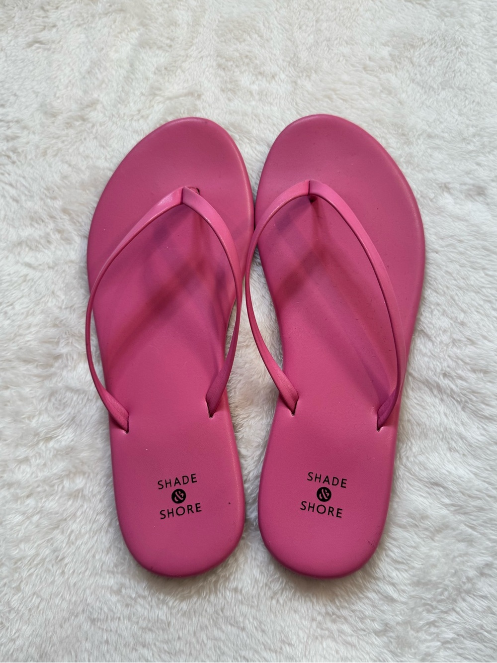 Shade & Shore Hot Pink Women's Flip Flop Sandals